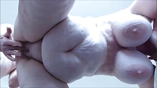 آدمی سے توانائی نکال ...